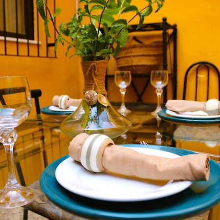 Agradable Casa Con Patio Y Terraza En El Centro Villa El Campello Eksteriør billede