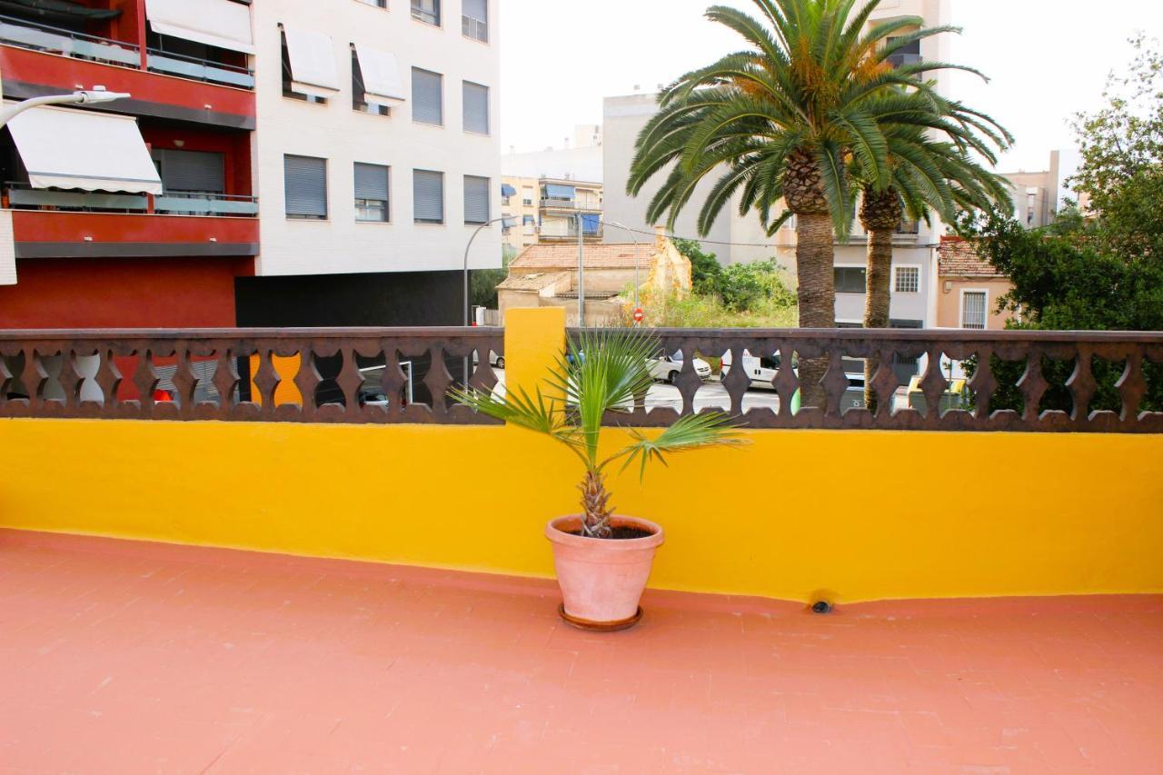 Agradable Casa Con Patio Y Terraza En El Centro Villa El Campello Eksteriør billede