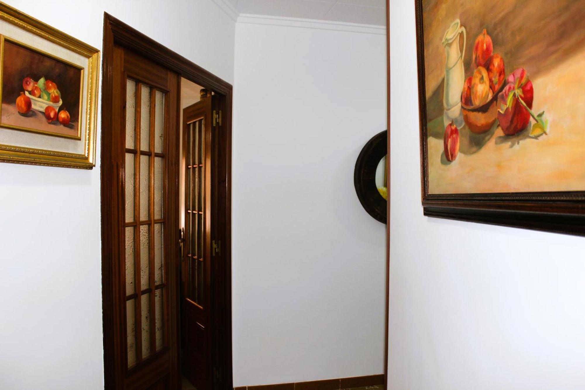 Agradable Casa Con Patio Y Terraza En El Centro Villa El Campello Eksteriør billede