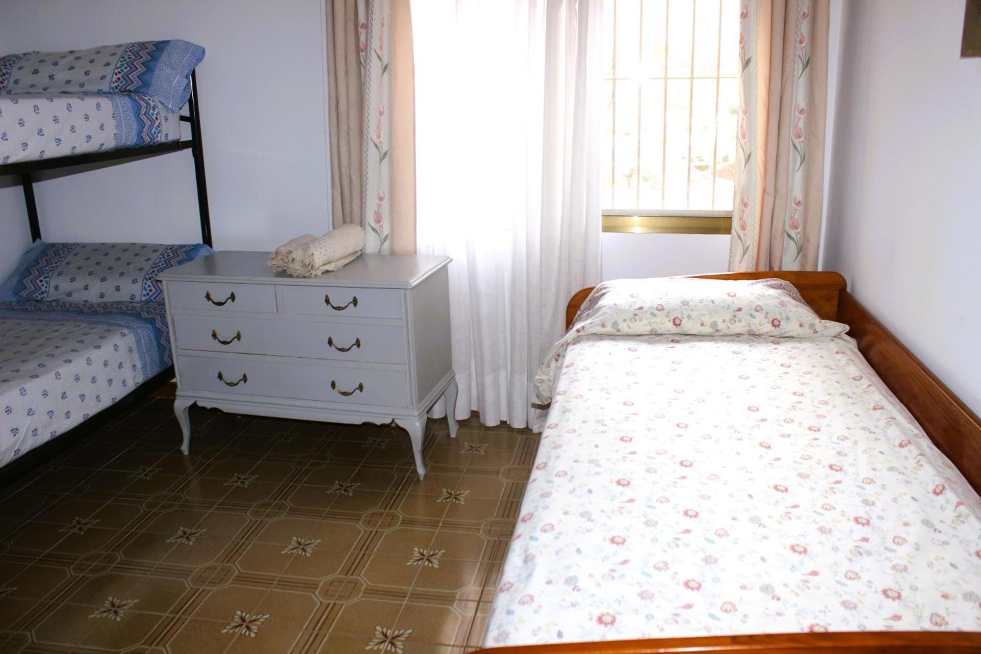 Agradable Casa Con Patio Y Terraza En El Centro Villa El Campello Eksteriør billede