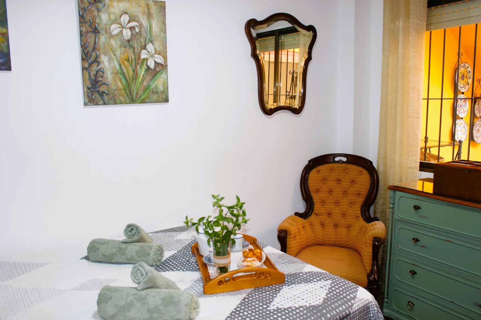 Agradable Casa Con Patio Y Terraza En El Centro Villa El Campello Eksteriør billede
