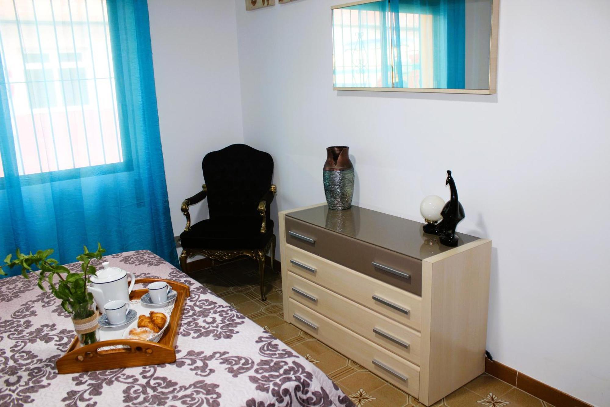 Agradable Casa Con Patio Y Terraza En El Centro Villa El Campello Eksteriør billede